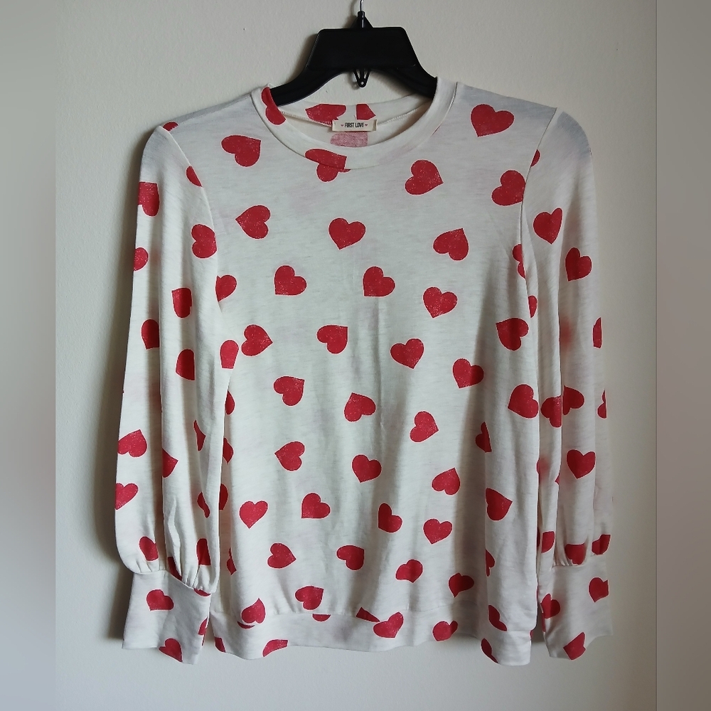 FIRST LOVE Women's Size Small Top Heart Valentine